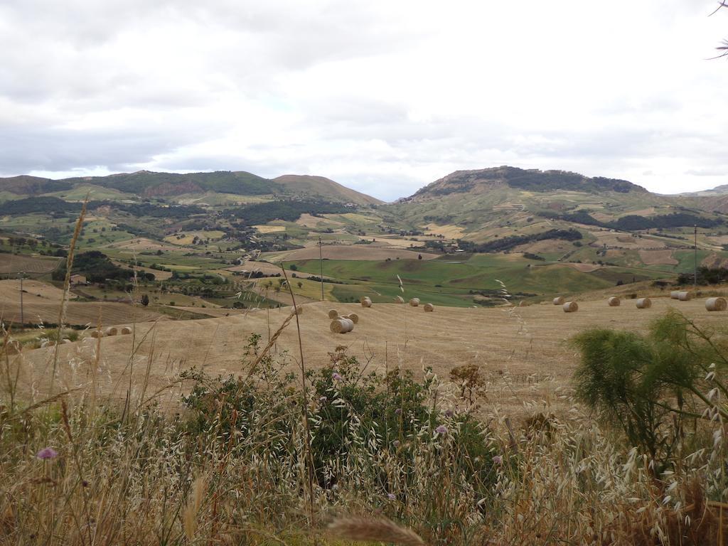 Agriturismo San Pietro Gangi Exteriér fotografie